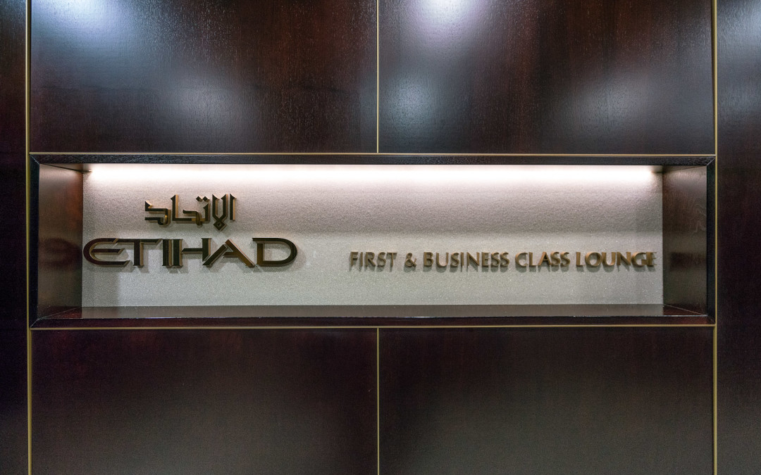 Etihad First and Business Class Lounge Review – London Heathrow