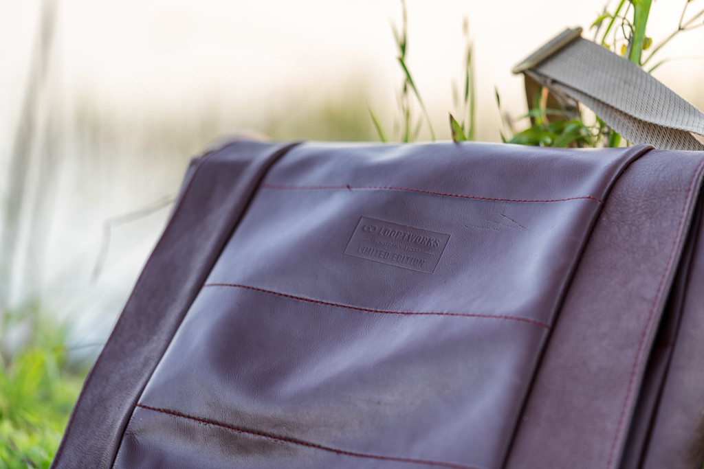 REVIEW The perfect messenger bag for an airline enthusiast