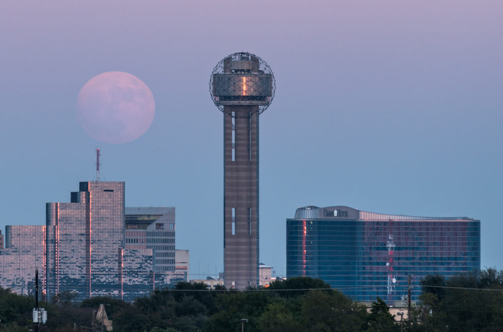 Picture of the Week: Dallas Supermoon