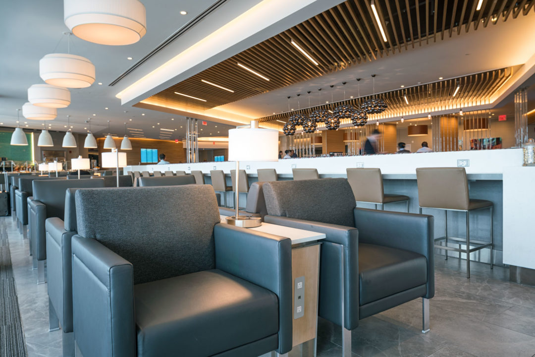 American Airlines JFK Flagship Lounge REVIEW - Andy's Travel Blog