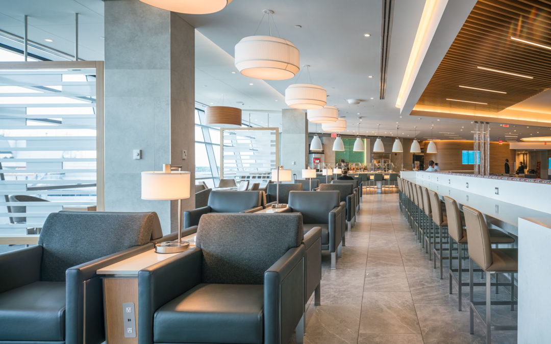 American Airlines JFK Flagship Lounge REVIEW