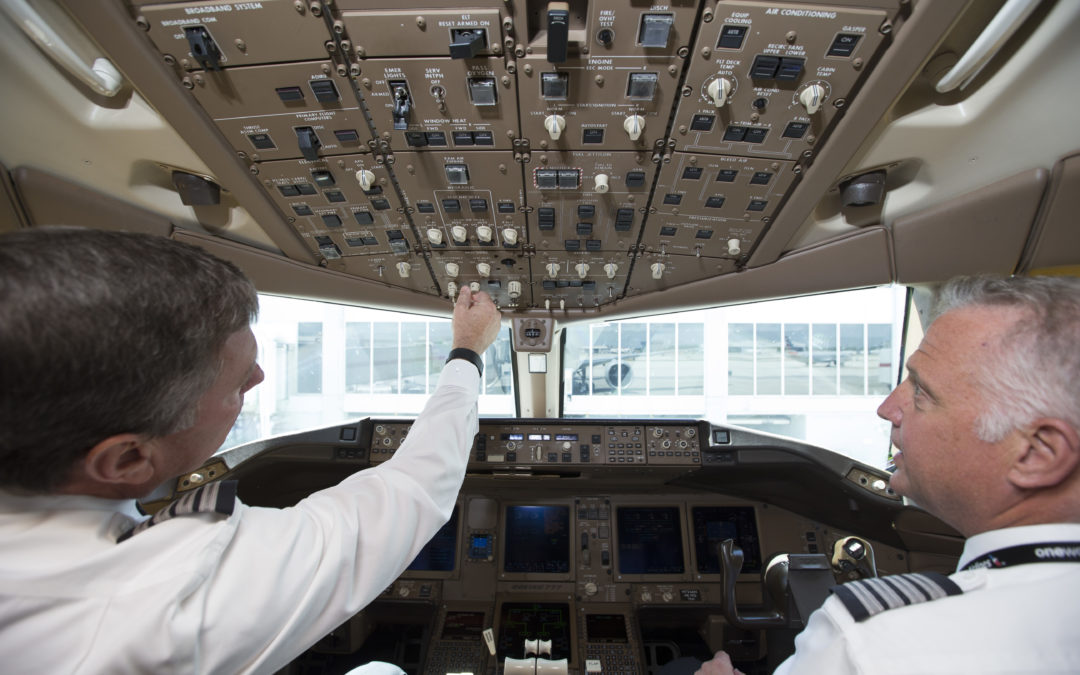 Heroic American Airlines Pilots Make Emergency Landing in El Paso after Massive Hail Damage