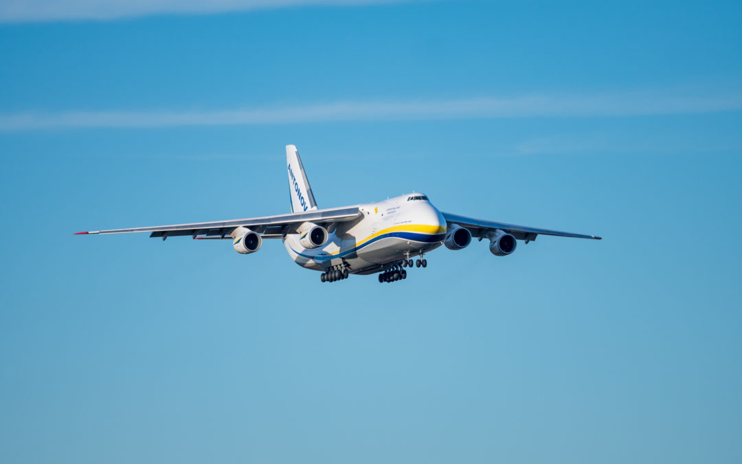 Picture of the Week: the Massive Antonov An-124