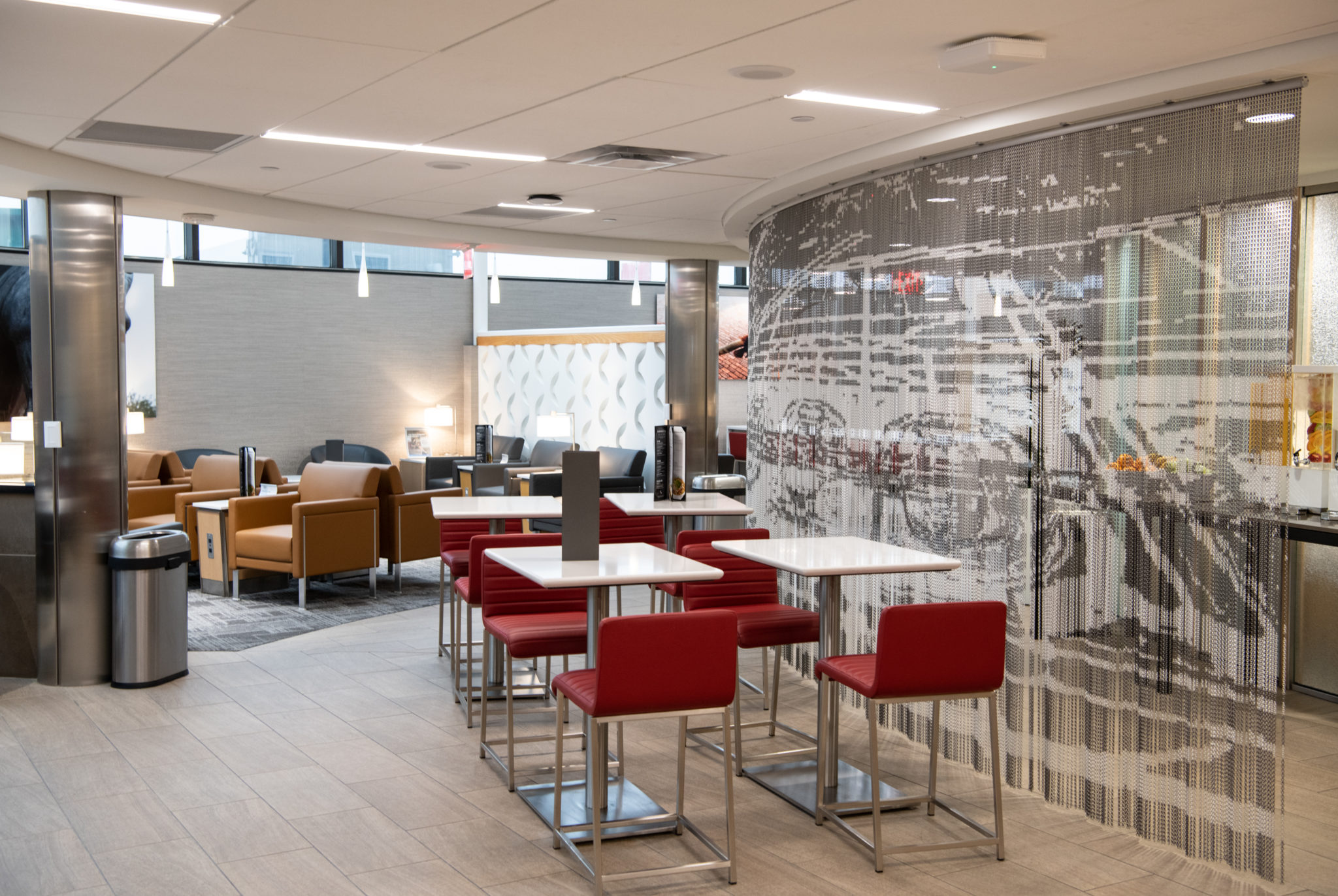 american-airlines-opens-admirals-club-in-dfw-terminal-e-andy-s-travel