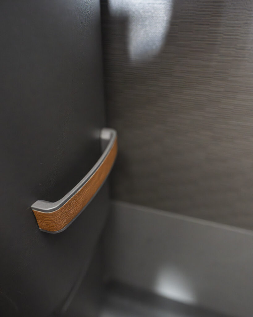 a close up of a handle